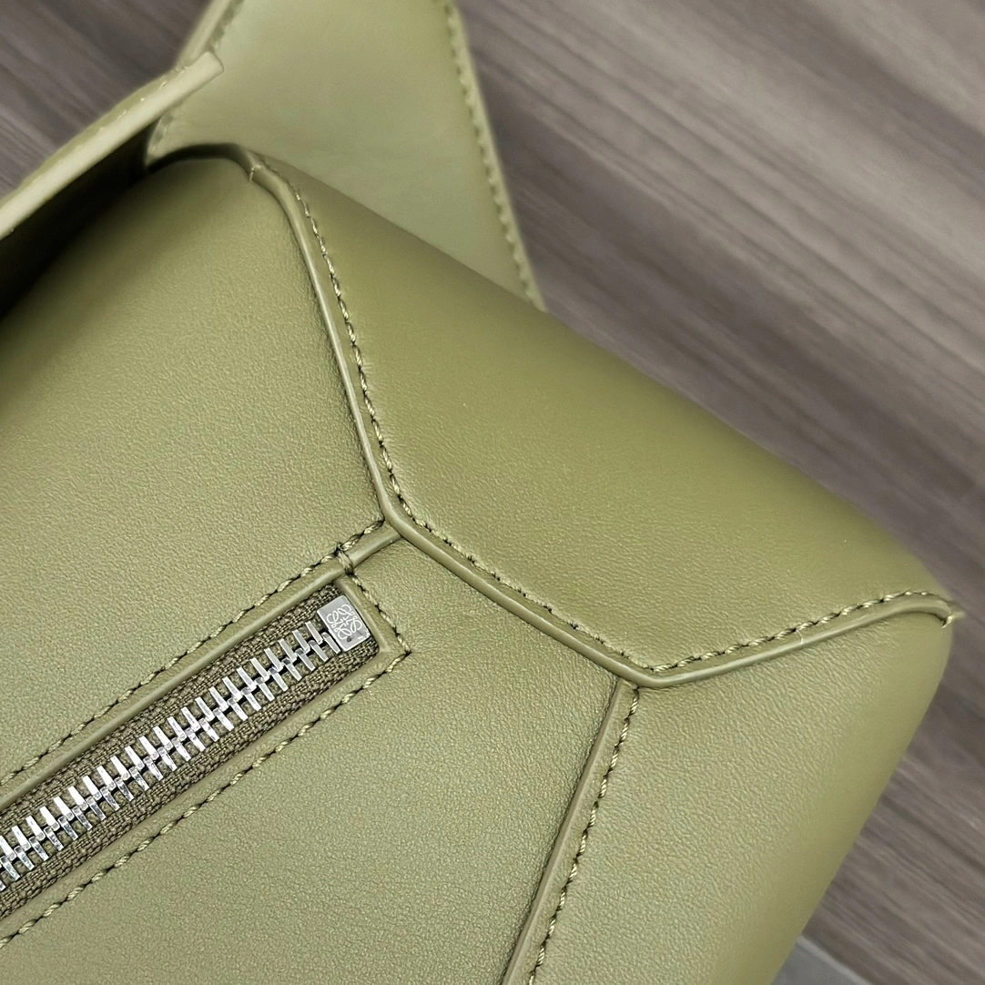 Loewe Puzzle Bags EyeCatching 72100