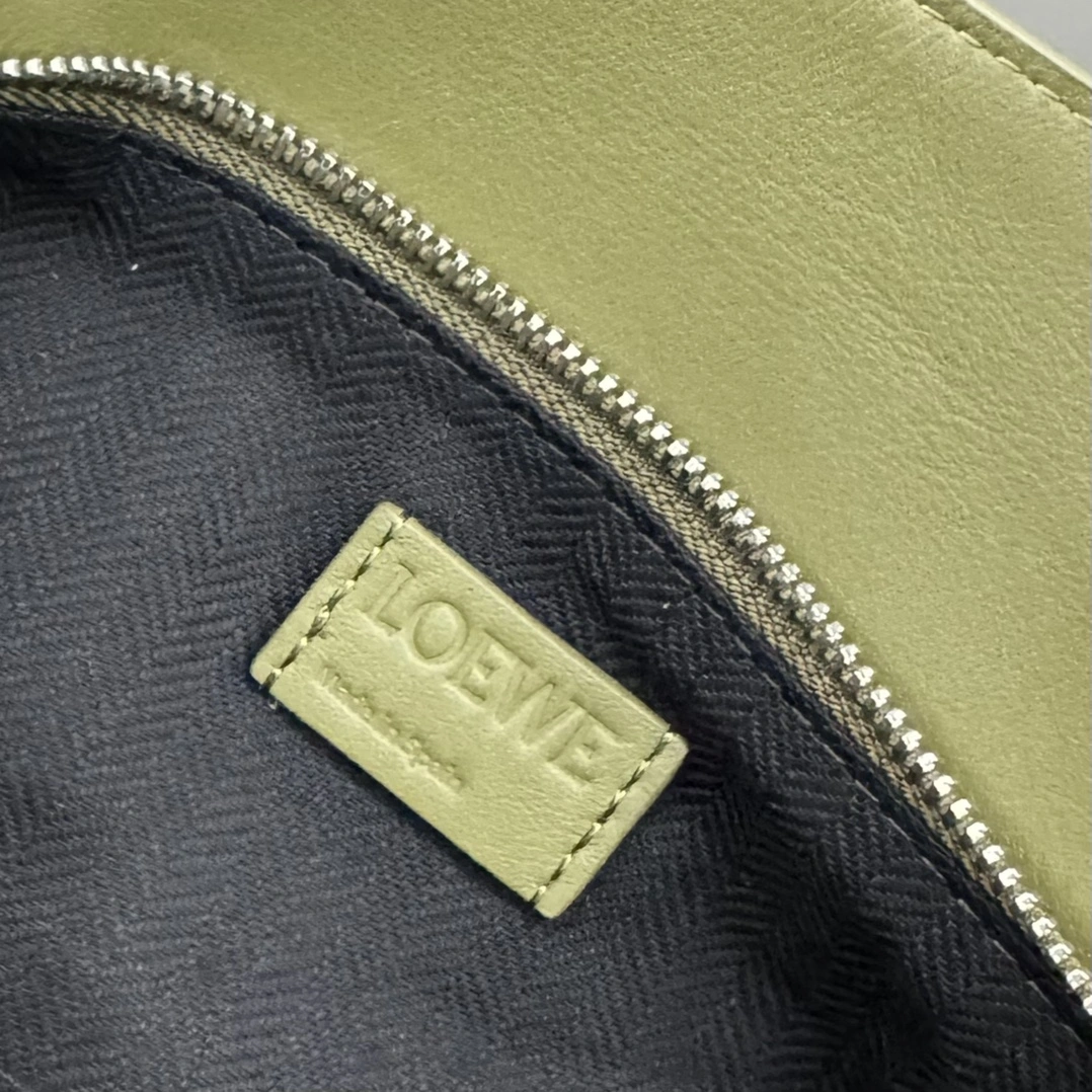 Loewe Puzzle Bags EyeCatching 72100