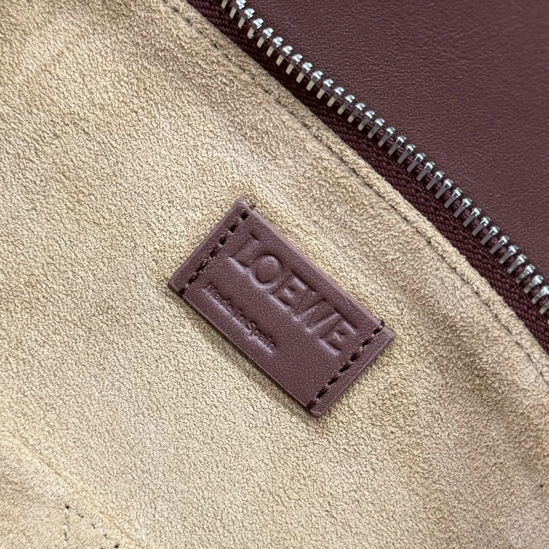 UrbanChic Loewe Puzzle Bags 67190