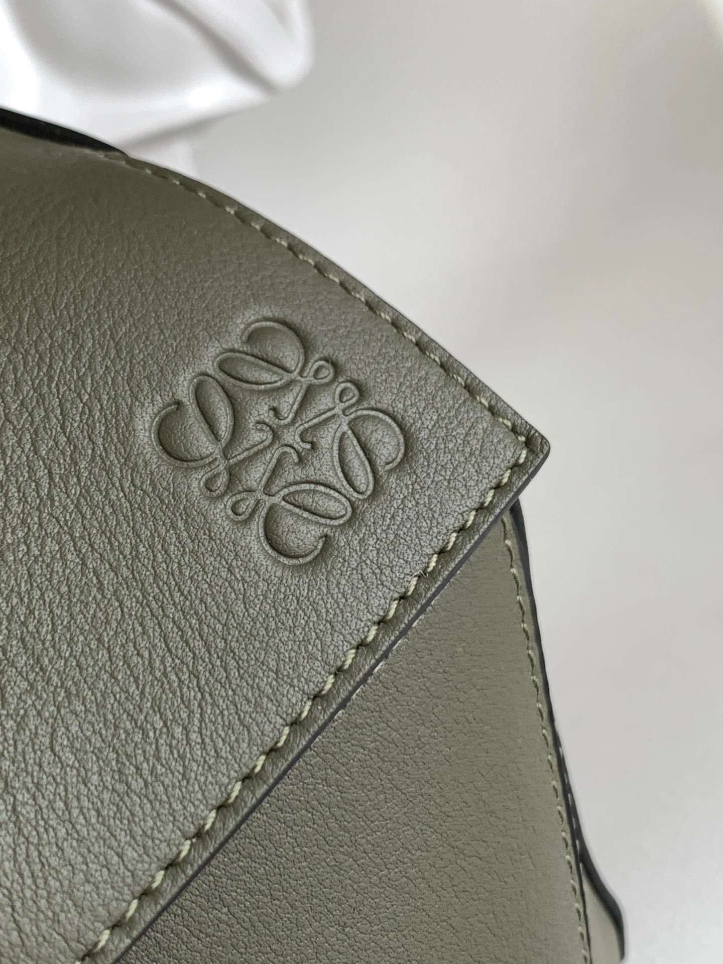 Flexible Loewe Puzzle Bags 67186