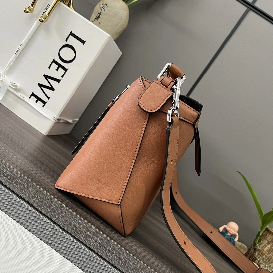 WrinkleFree Loewe Puzzle Bags 67224