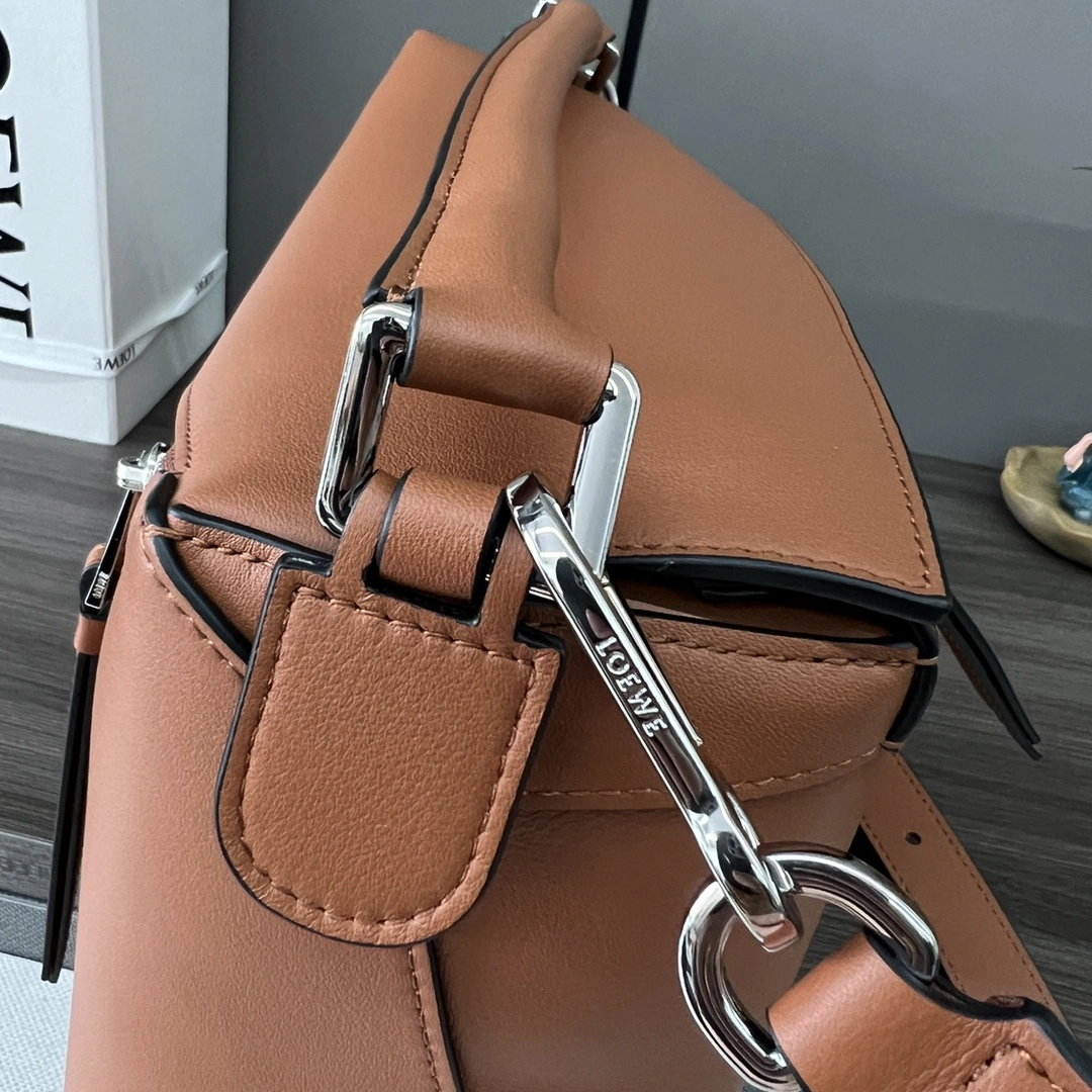 WrinkleFree Loewe Puzzle Bags 67224