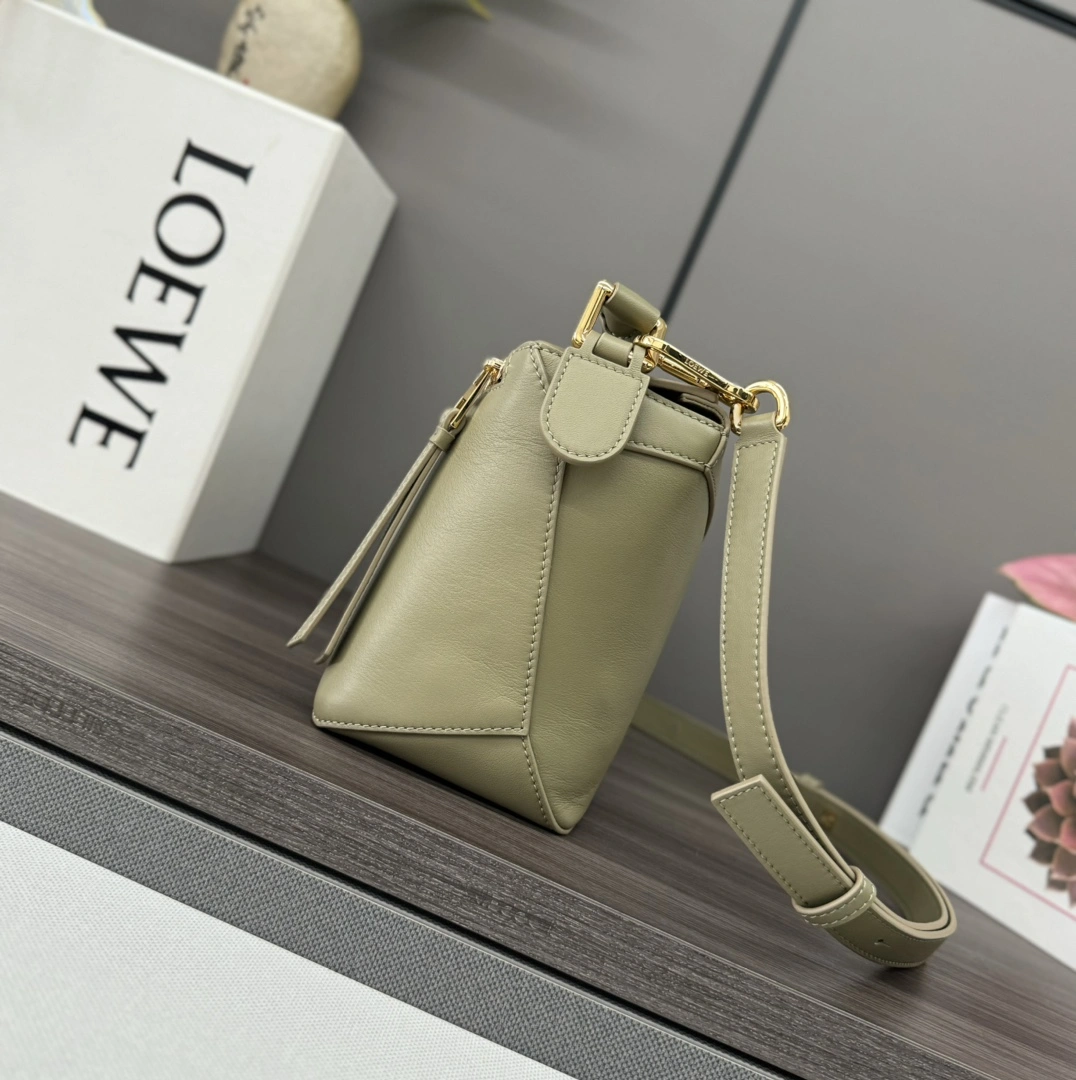 Breathable Loewe Puzzle Bags 67179