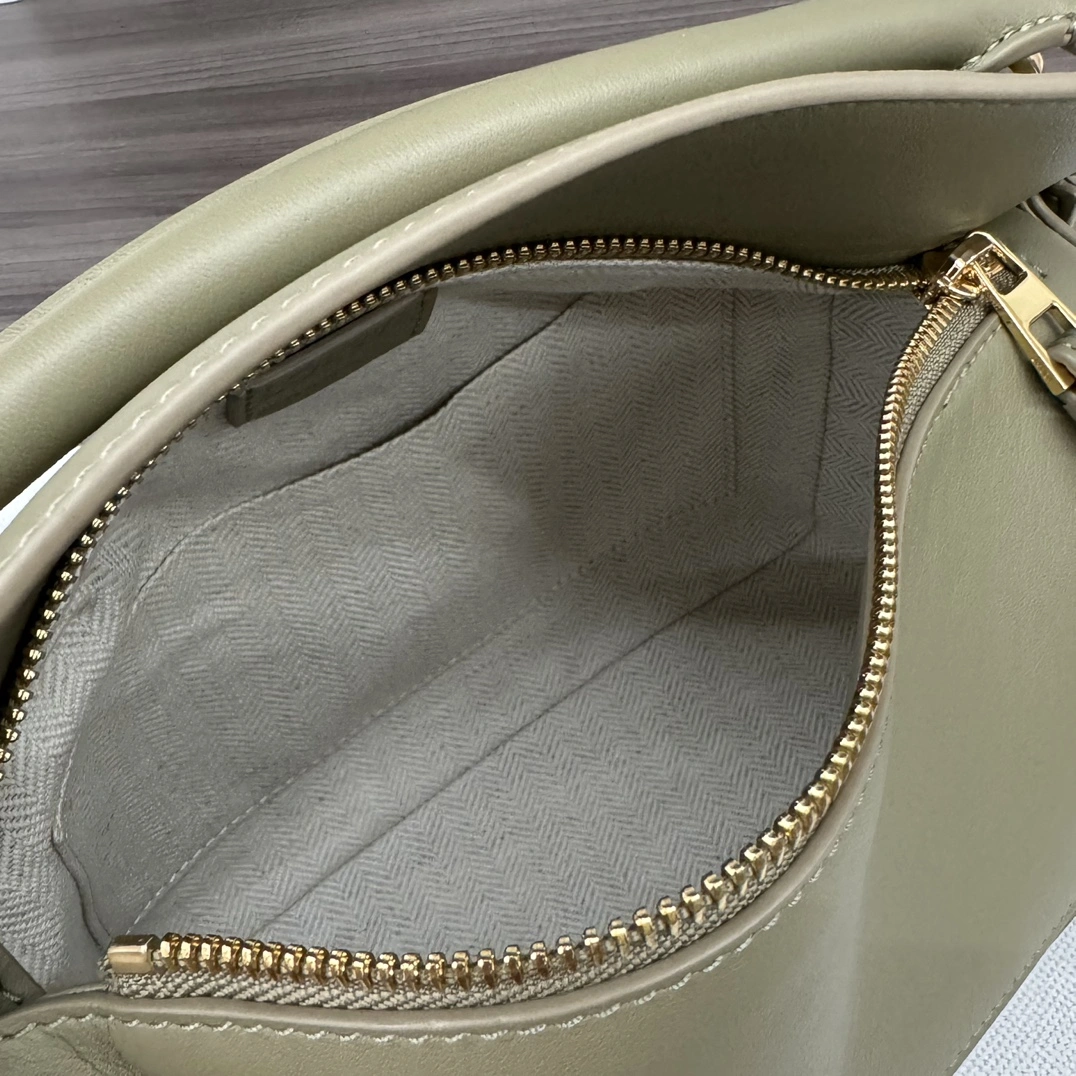 Breathable Loewe Puzzle Bags 67179