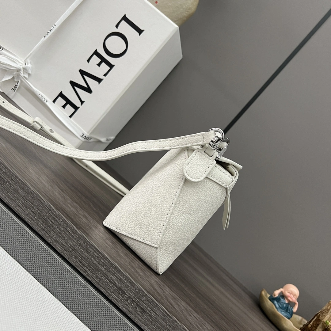 WaterResistant Loewe Puzzle Bags 67178
