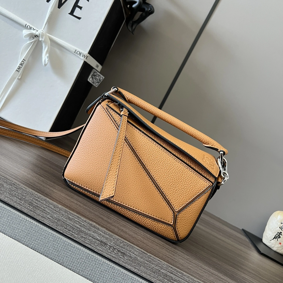 Comfortable Loewe Puzzle Bags 67204