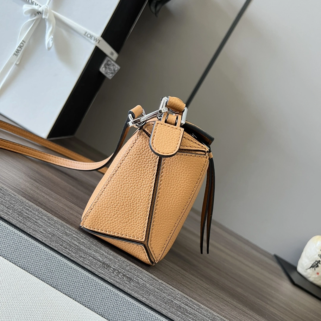 Comfortable Loewe Puzzle Bags 67204