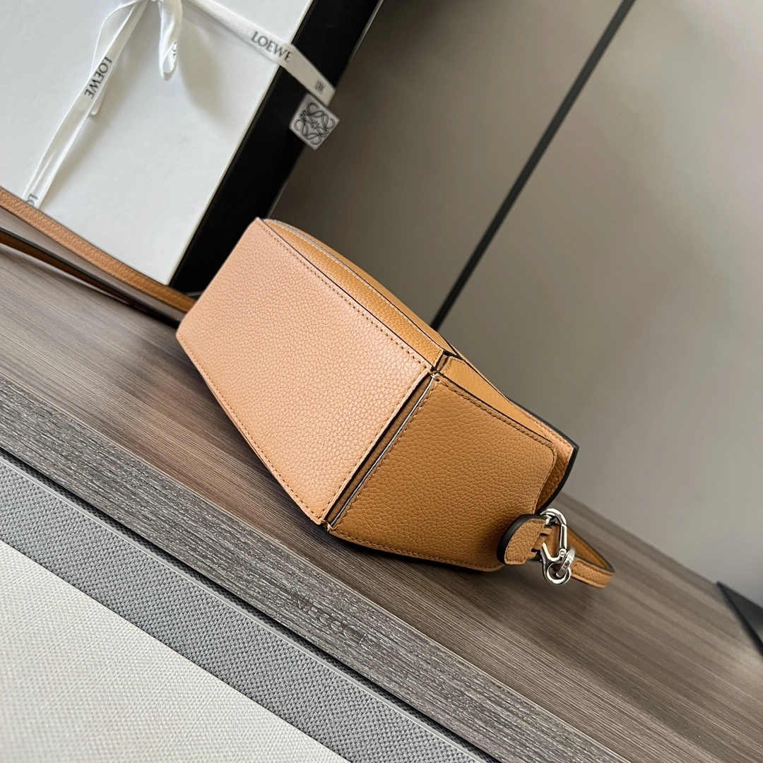 Comfortable Loewe Puzzle Bags 67204