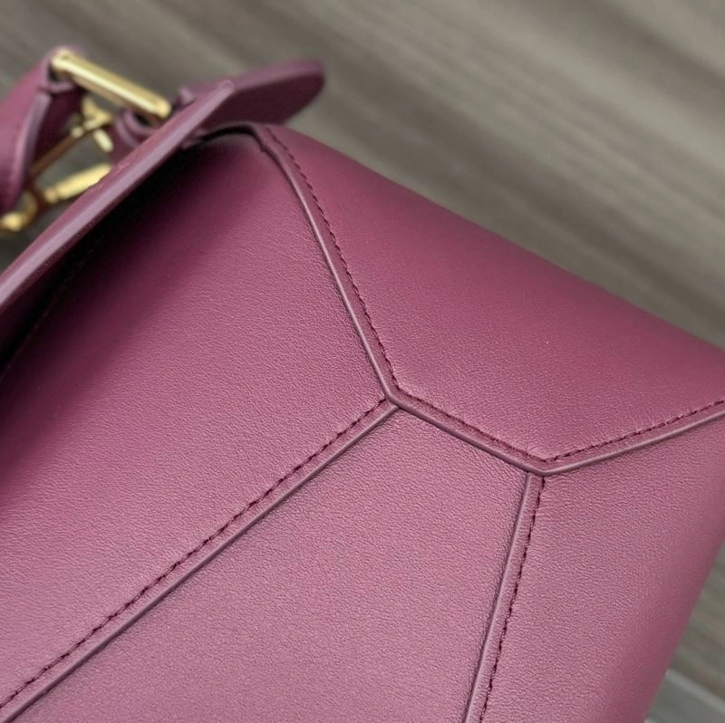 Trendsetting Loewe Puzzle Bags 61557
