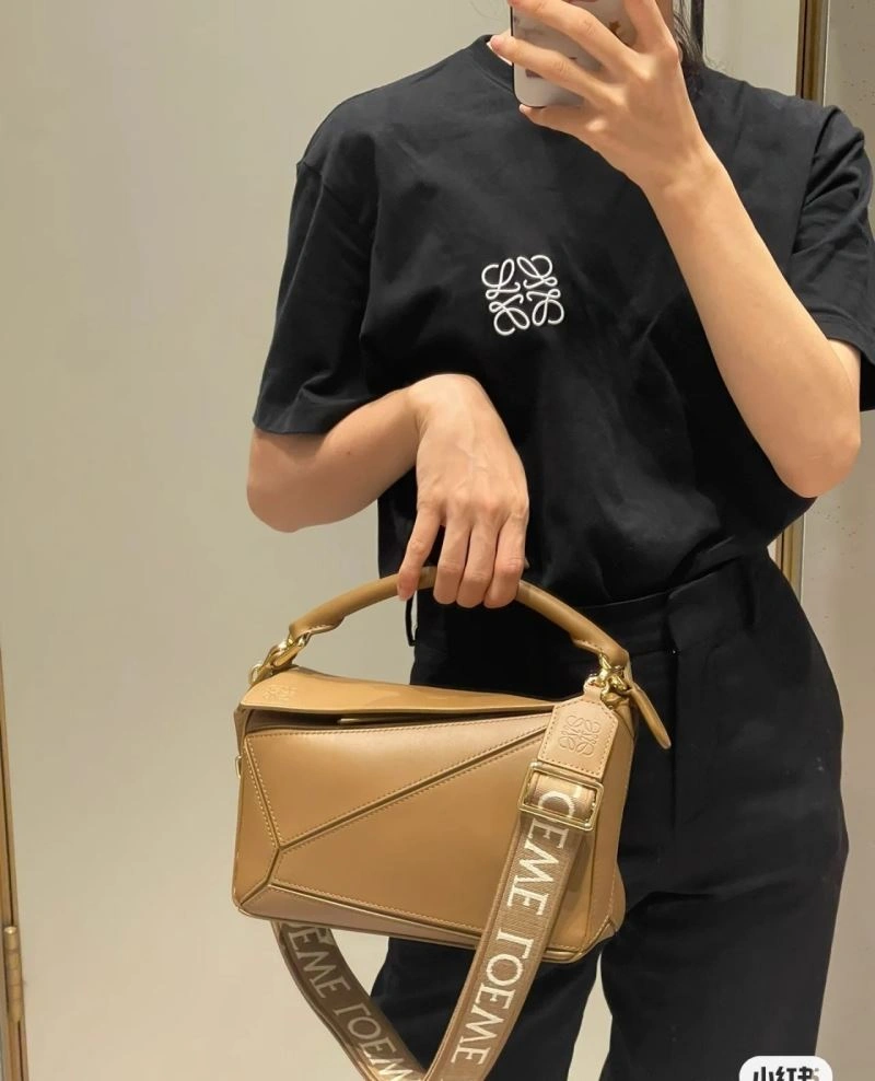 Trendsetting Loewe Puzzle Bags 61532