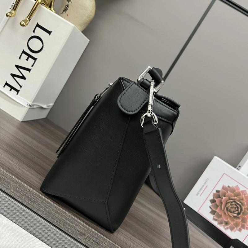 Neat Loewe Puzzle Bags 61564