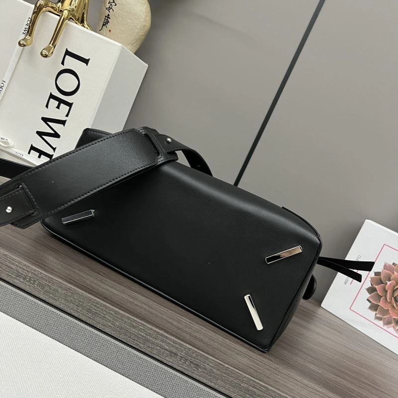 Neat Loewe Puzzle Bags 61564