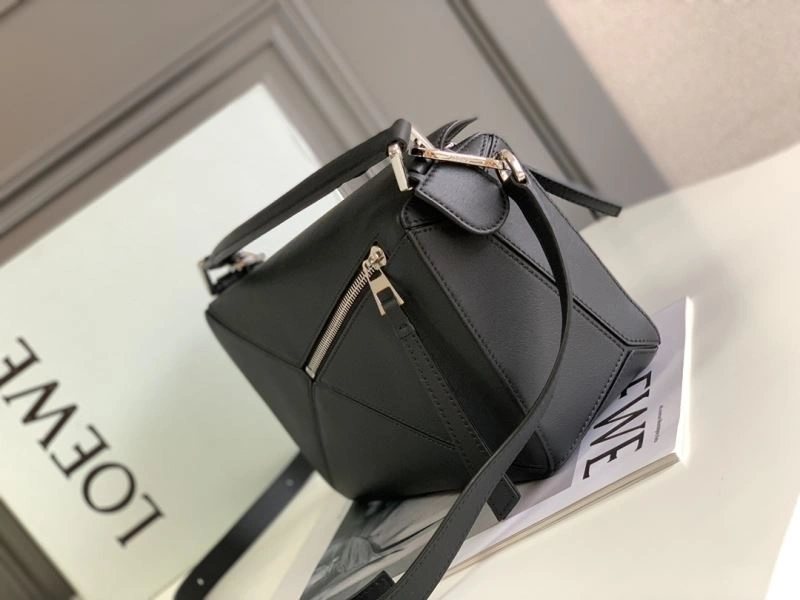 Bold Loewe Puzzle Bags 61510
