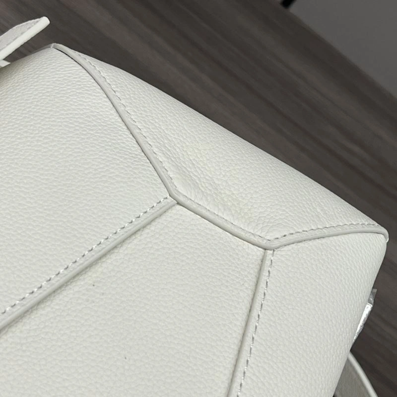 EyeCatching Loewe Puzzle Bags 61503
