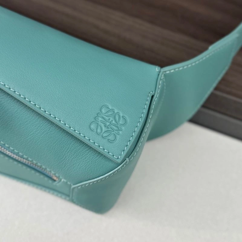 Resilient Loewe Puzzle Bags 61543