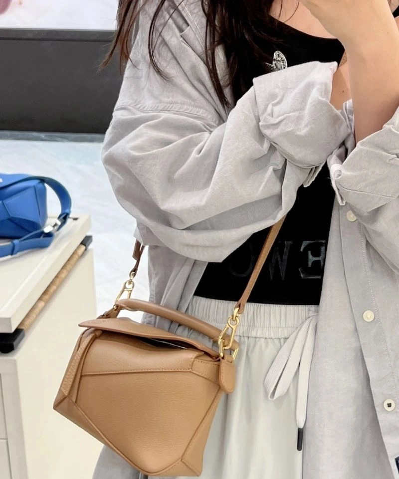 Loewe Puzzle Bags Unique 61537
