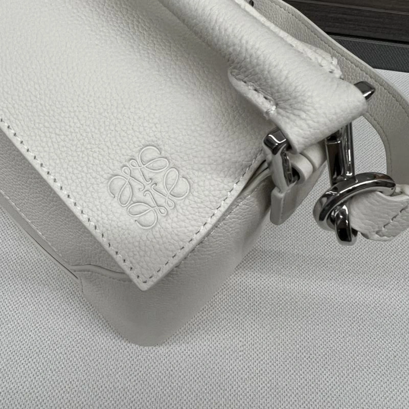 Lightweight Loewe Puzzle Bags 61466