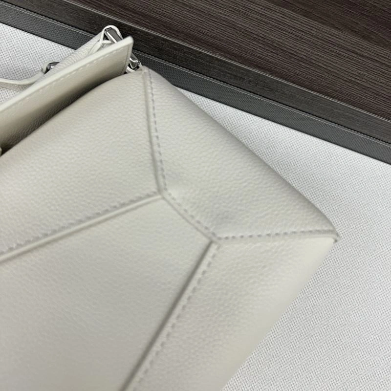 Lightweight Loewe Puzzle Bags 61466