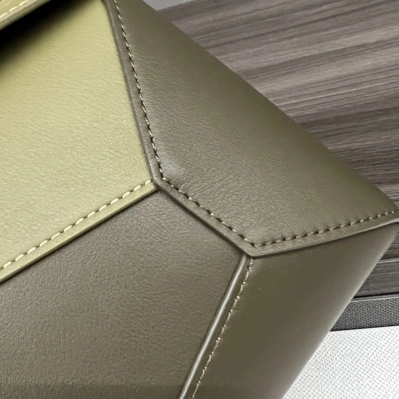 Loewe Puzzle Bags Attractive 61459