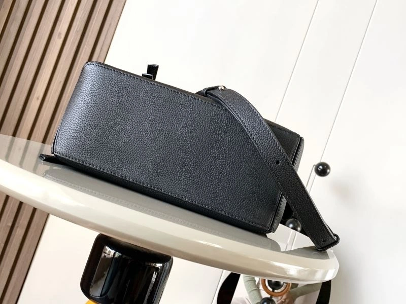Versatile Loewe Puzzle Bags 77512