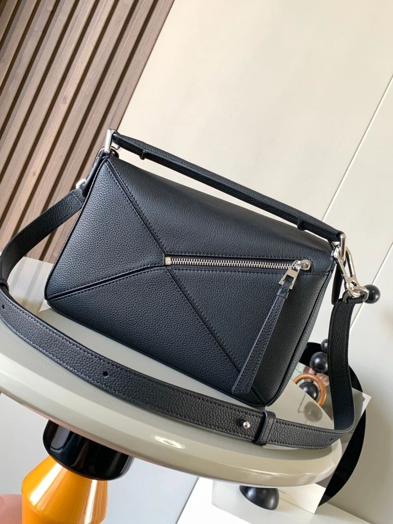 Versatile Loewe Puzzle Bags 77512