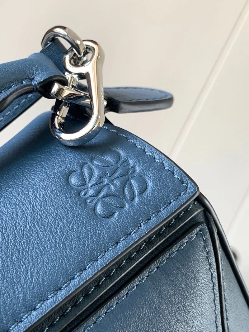 Durable Loewe Puzzle Bags 77479