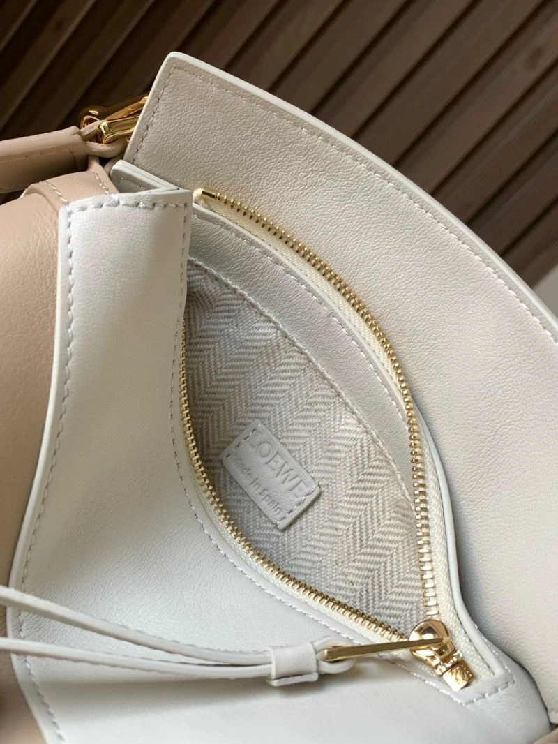 Timeless Loewe Puzzle Bags 73171