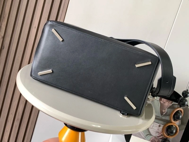 Loewe Puzzle Bags Classic 73151