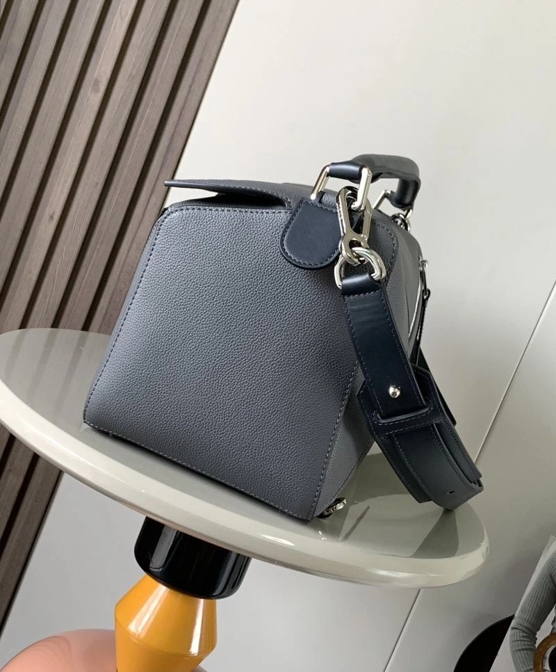 SmoothTexture Loewe Puzzle Bags 73113