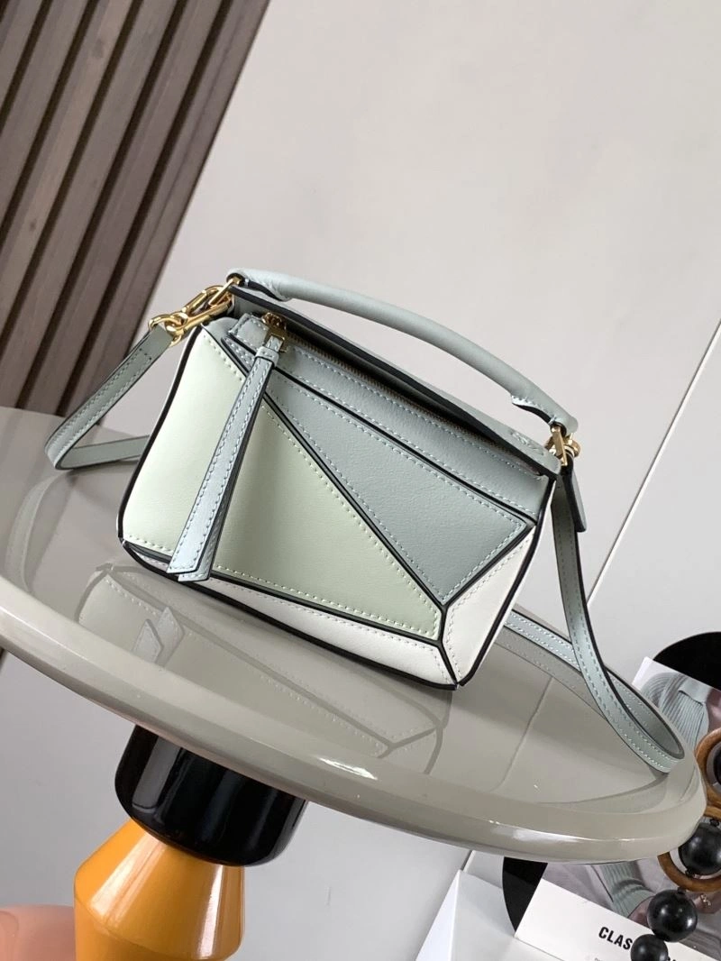 Timeless Loewe Puzzle Bags 73111