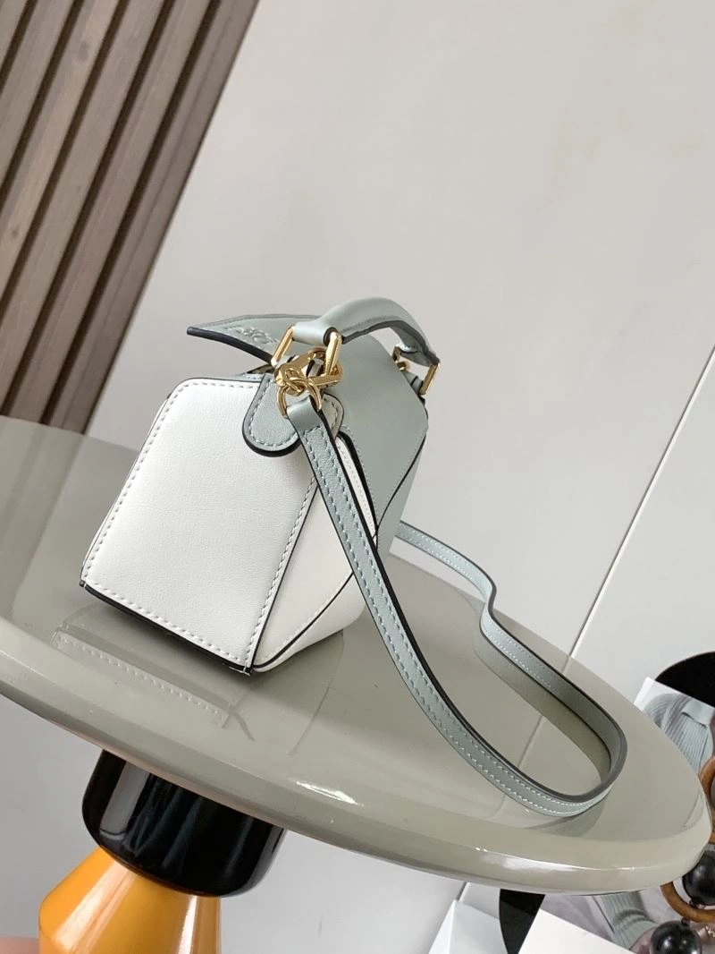 Timeless Loewe Puzzle Bags 73111