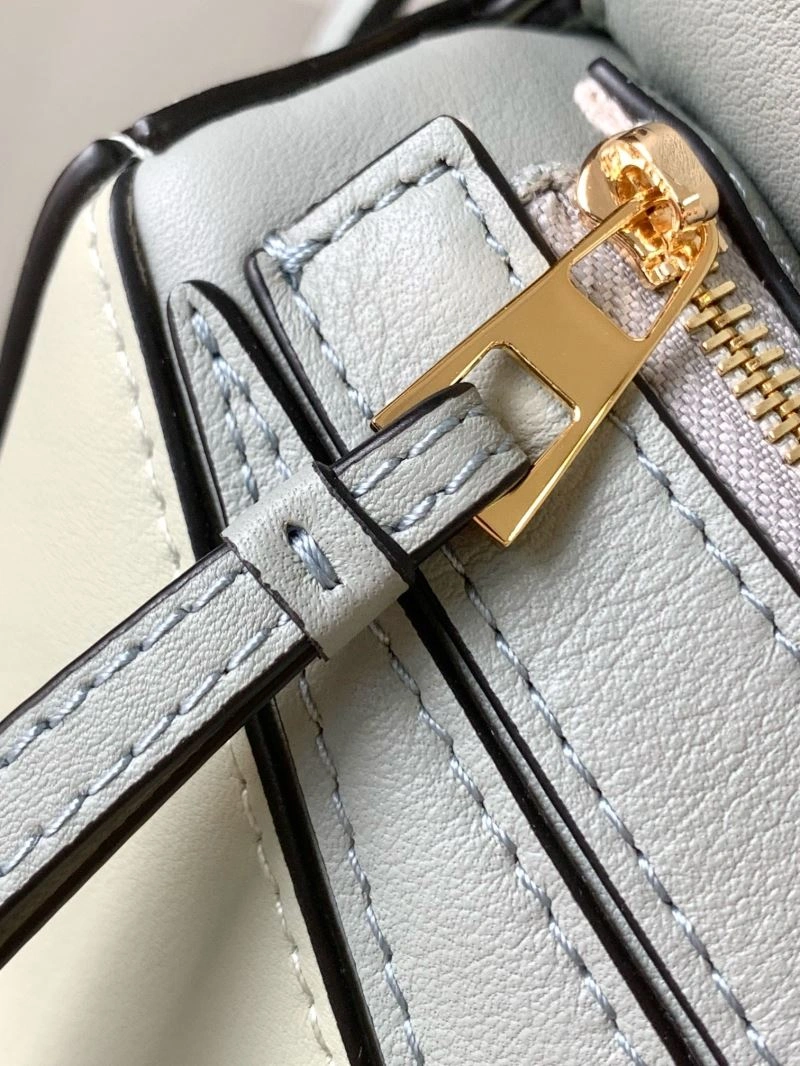 Timeless Loewe Puzzle Bags 73111