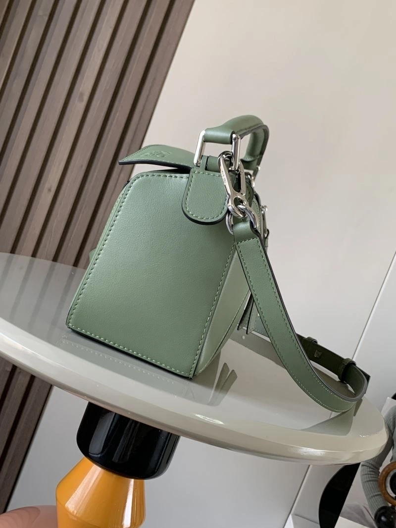 Durable Loewe Puzzle Bags 73106