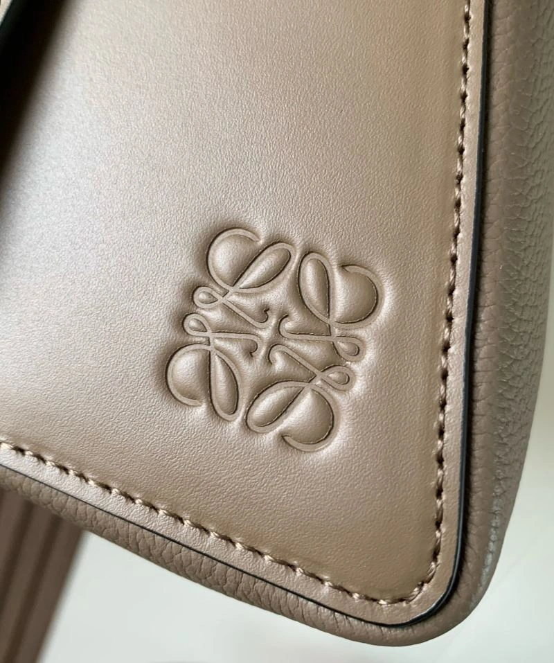 EyeCatching Loewe Puzzle Bags 73098