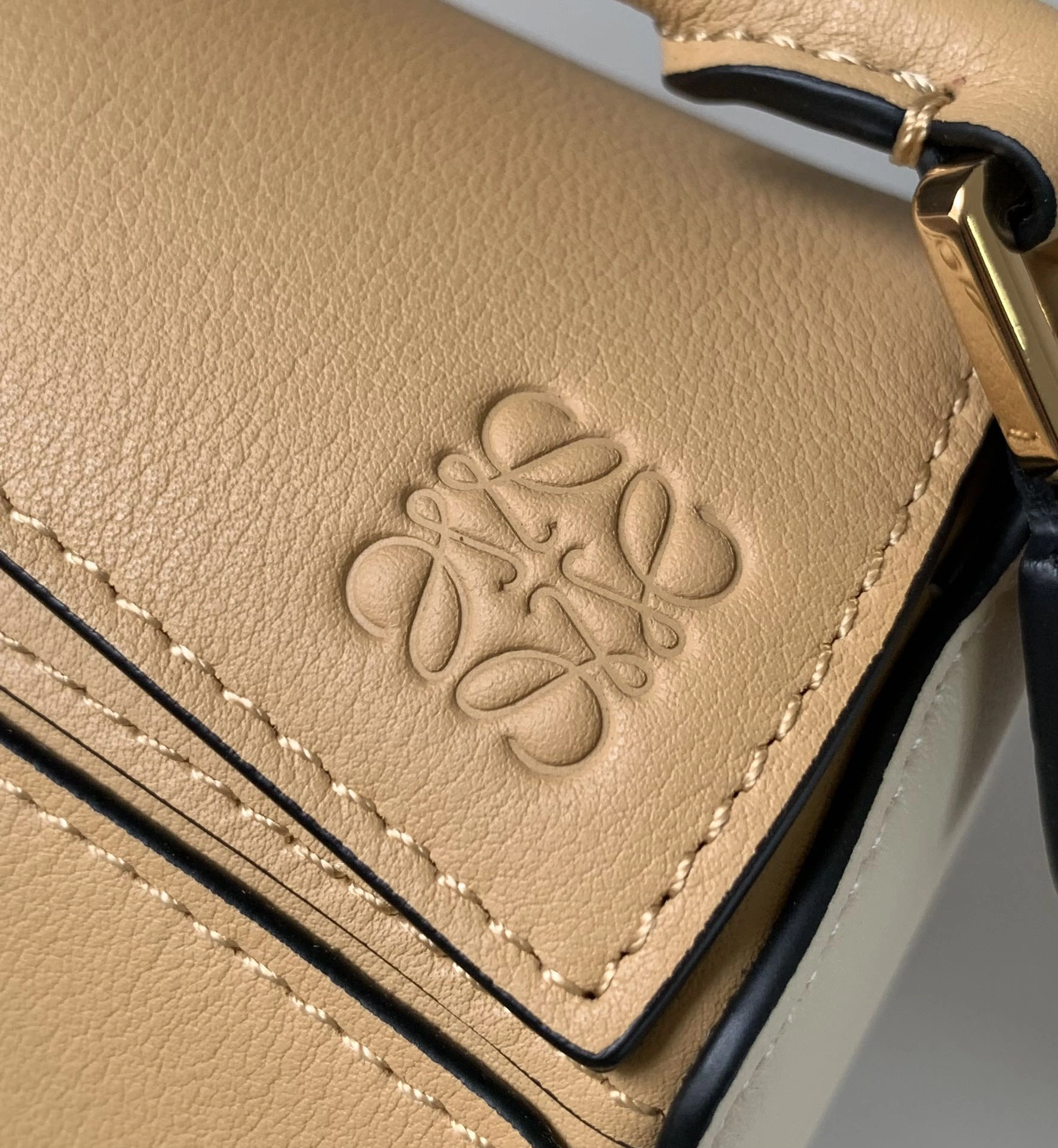 Colorful Loewe Puzzle Bags 71952
