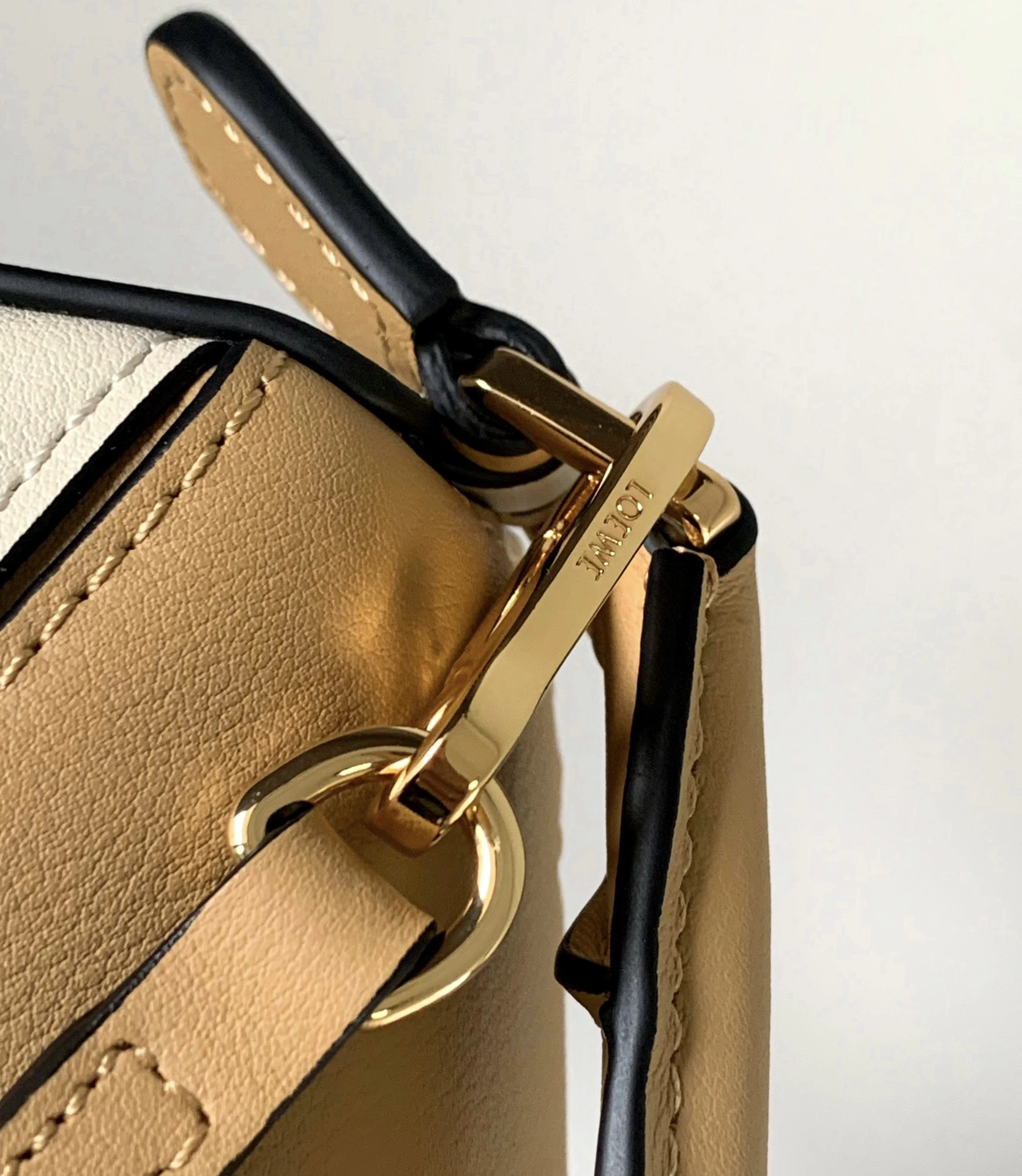 Colorful Loewe Puzzle Bags 71952