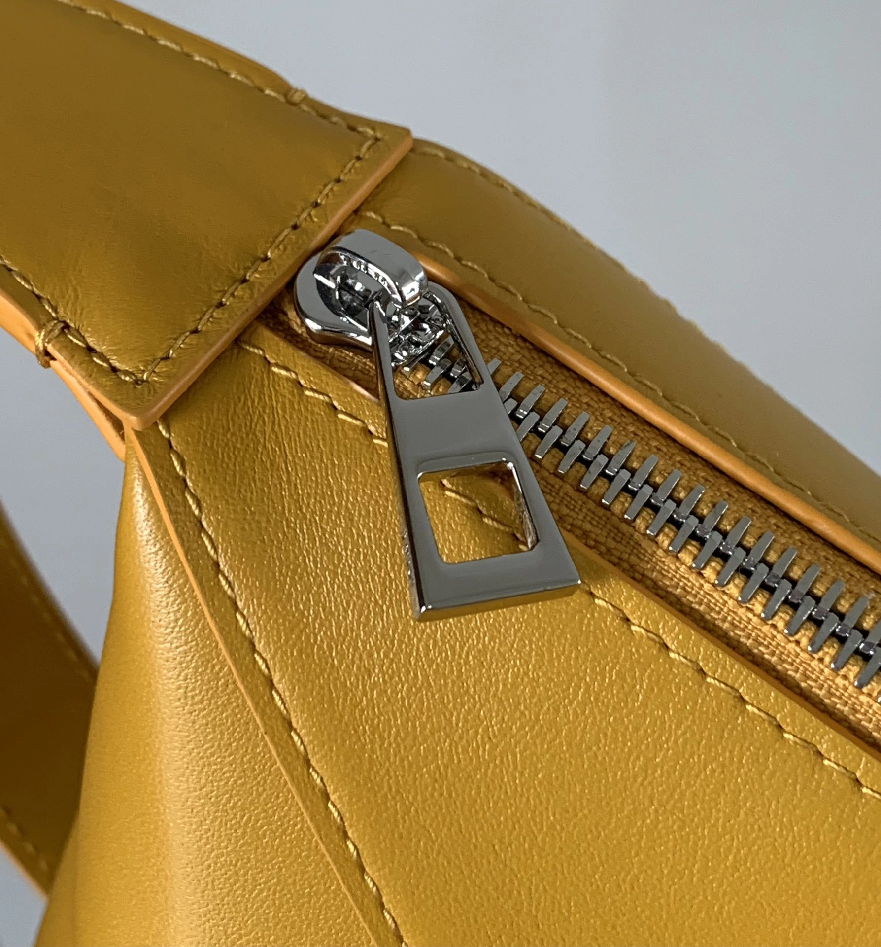 FlexibleFit Loewe Puzzle Bags 71986