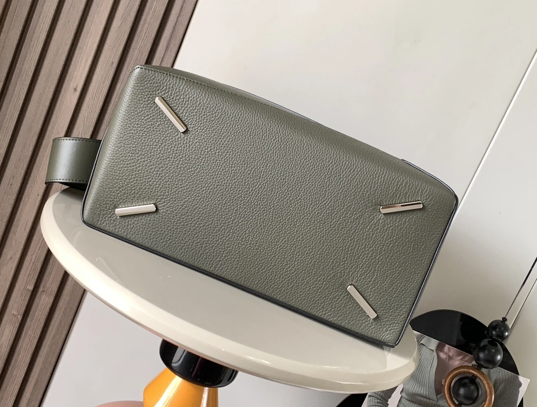 Loewe Puzzle Bags Unisex 71947