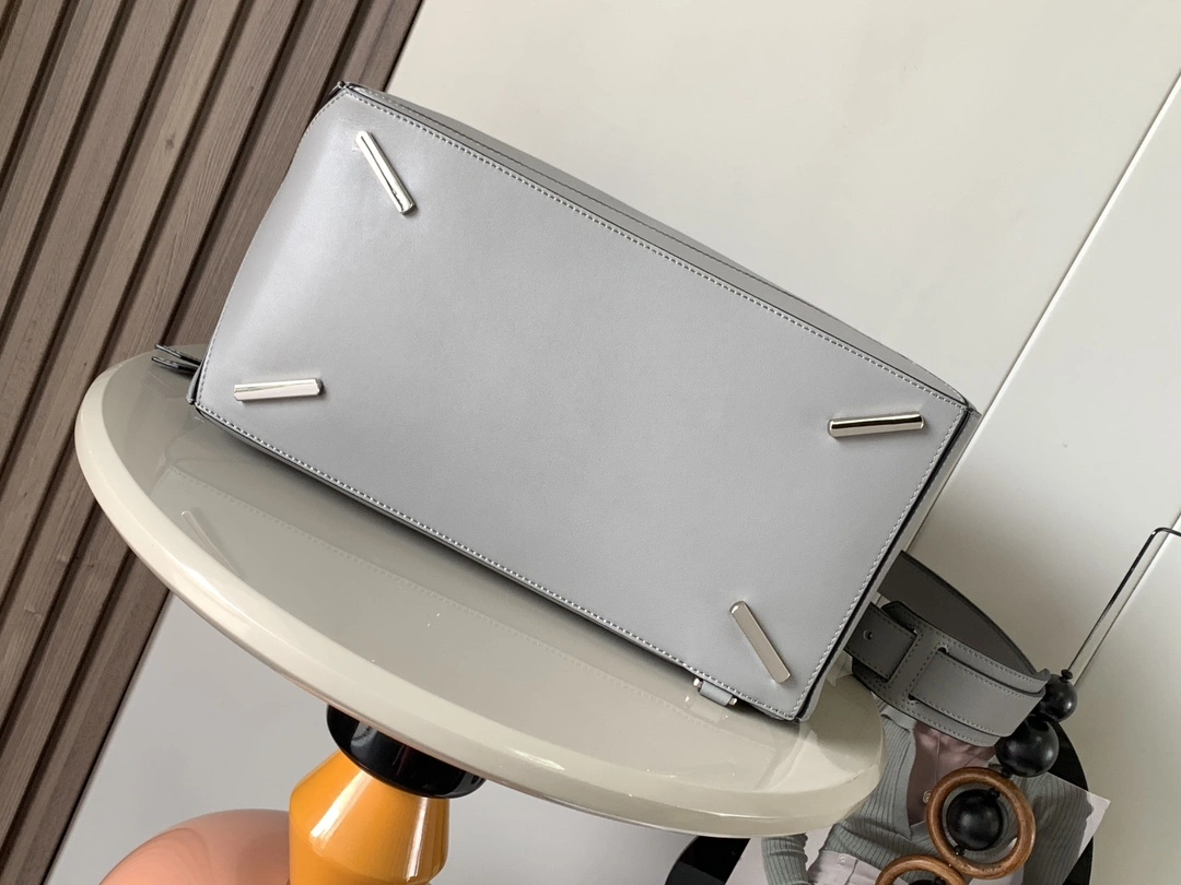 Loewe Puzzle Bags FashionForward 71942