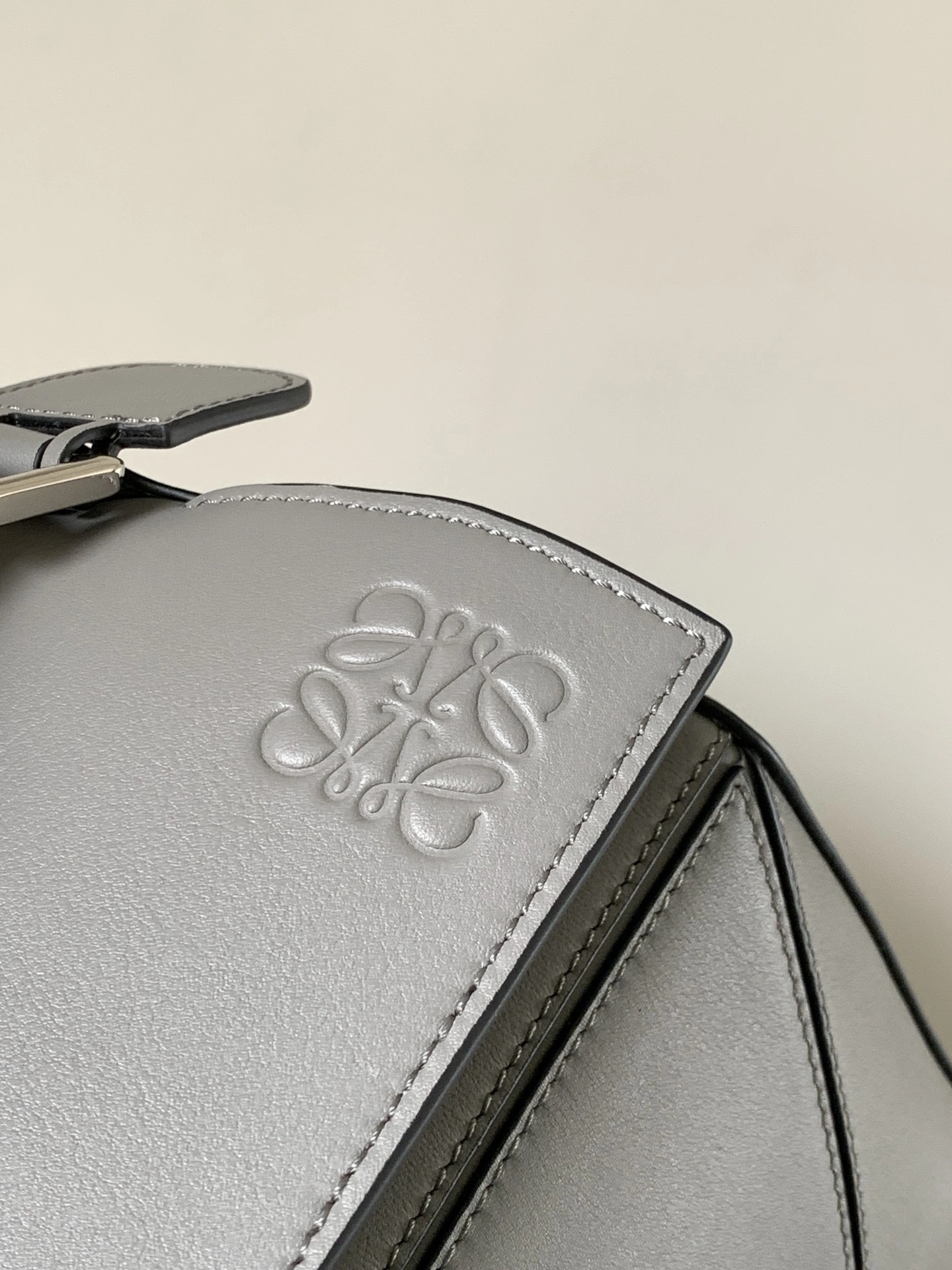 Loewe Puzzle Bags FashionForward 71942