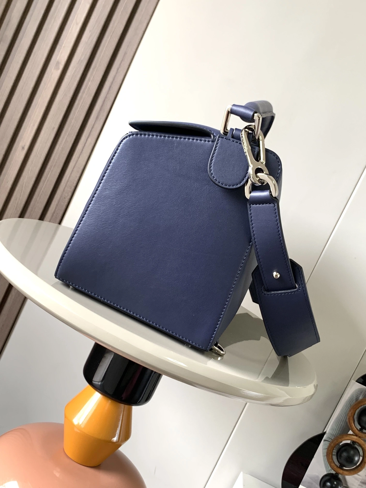 Sleek Loewe Puzzle Bags 71932