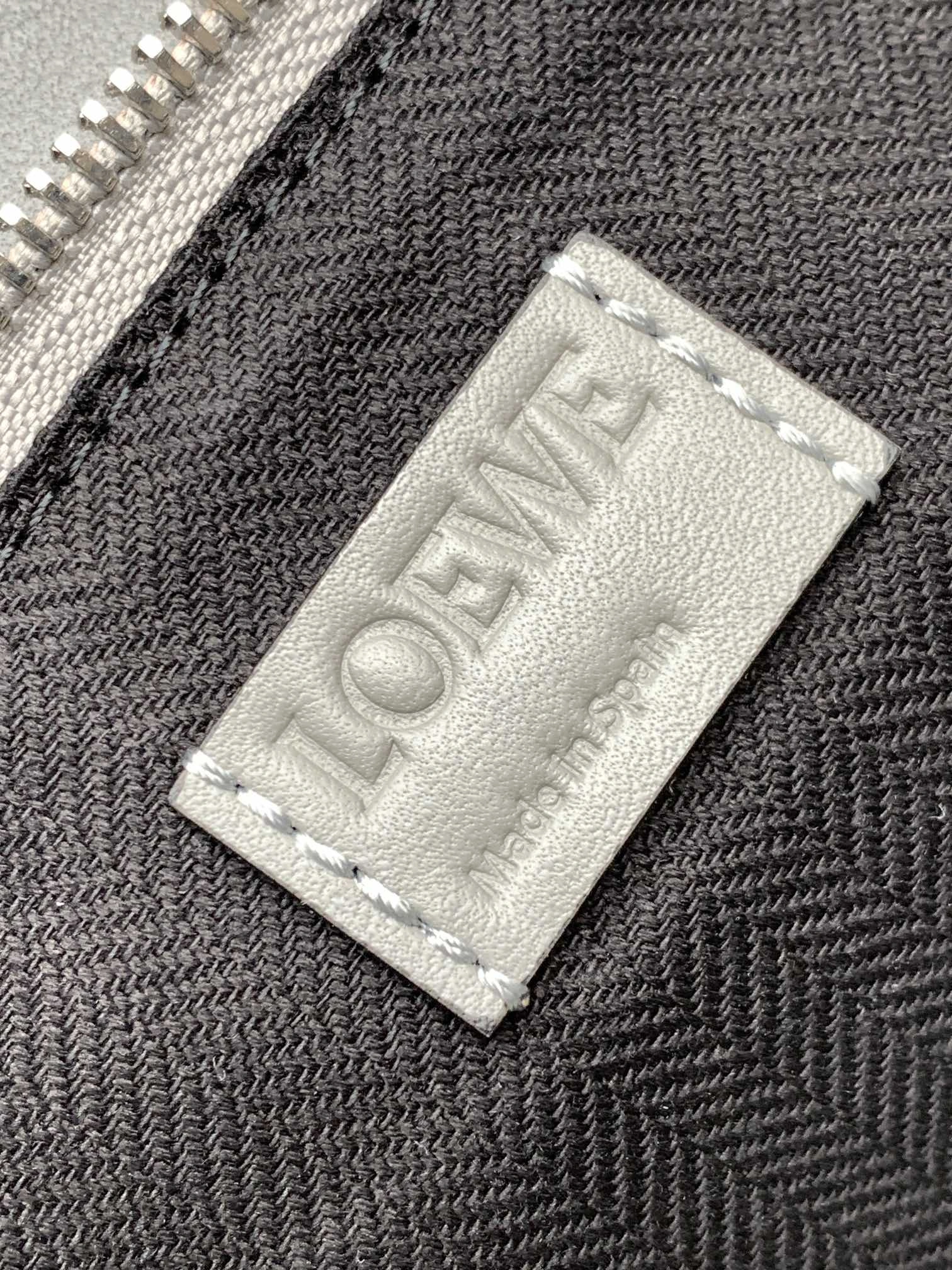 FlexibleFit Loewe Puzzle Bags 71931