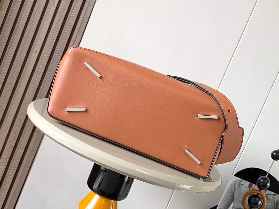 Loewe Puzzle Bags Sleek 71919