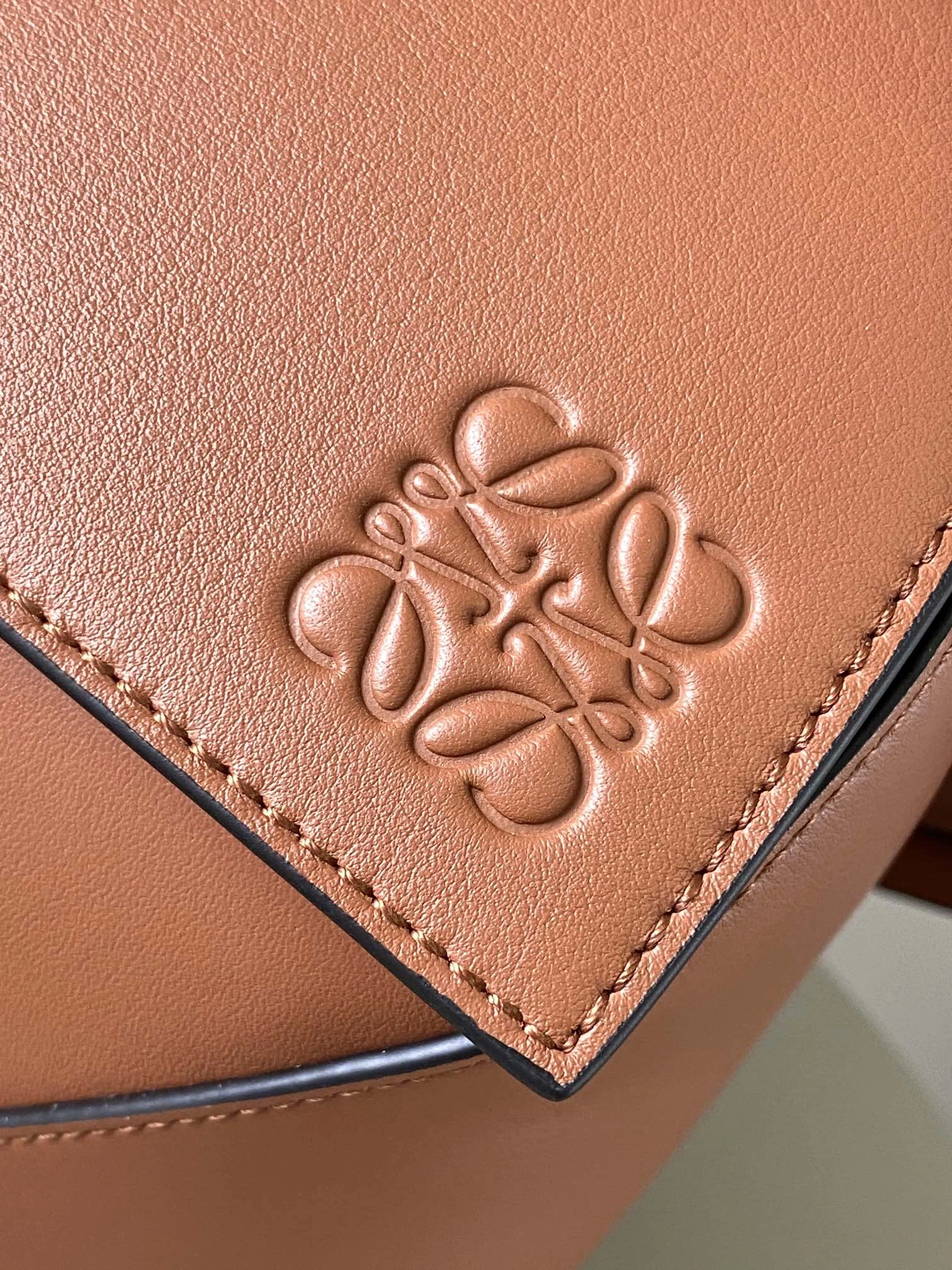 Loewe Puzzle Bags Sleek 71919