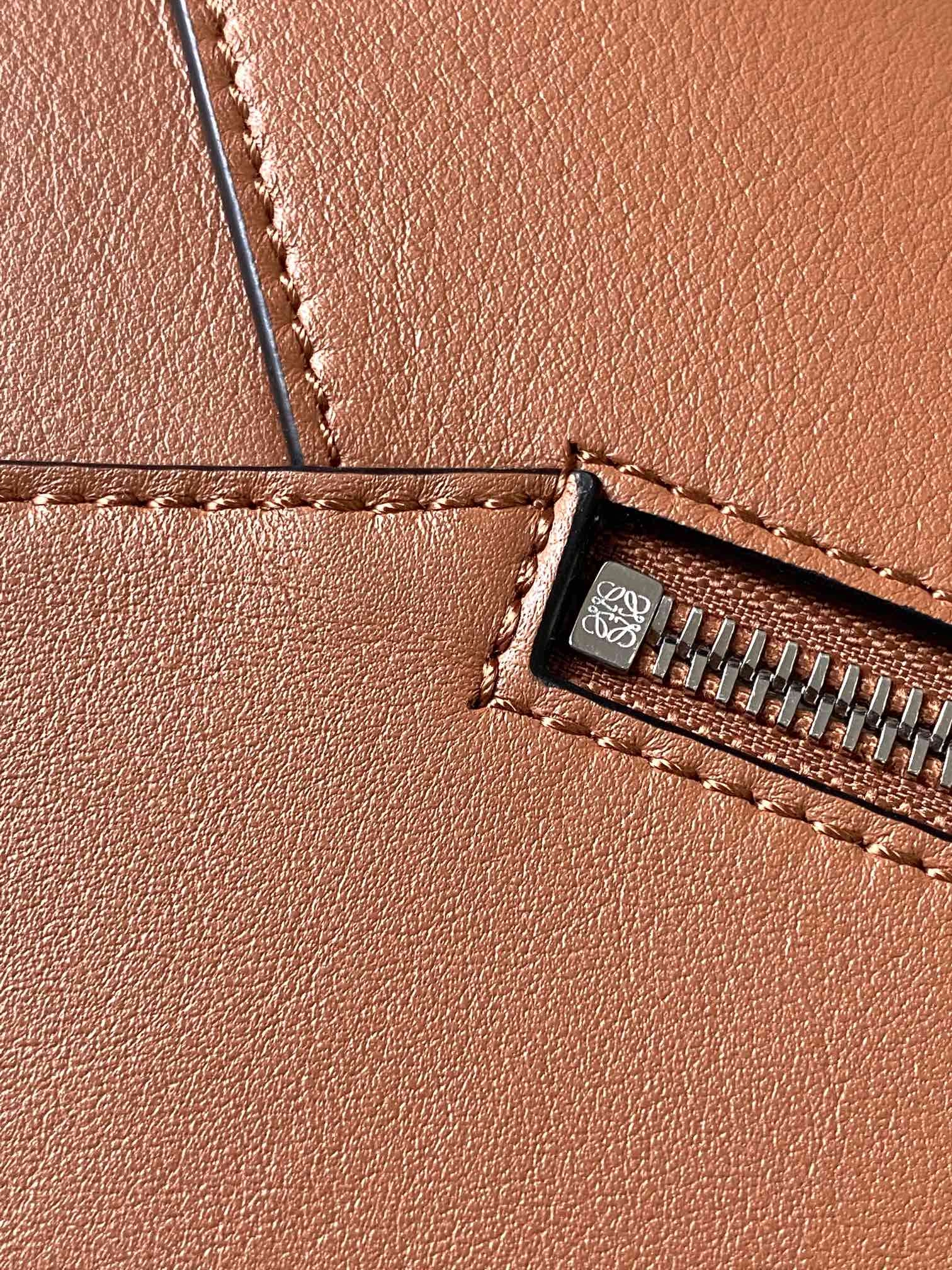 Loewe Puzzle Bags Sleek 71919