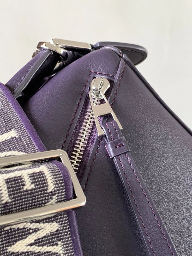 Trendy Loewe Puzzle Bags 67074