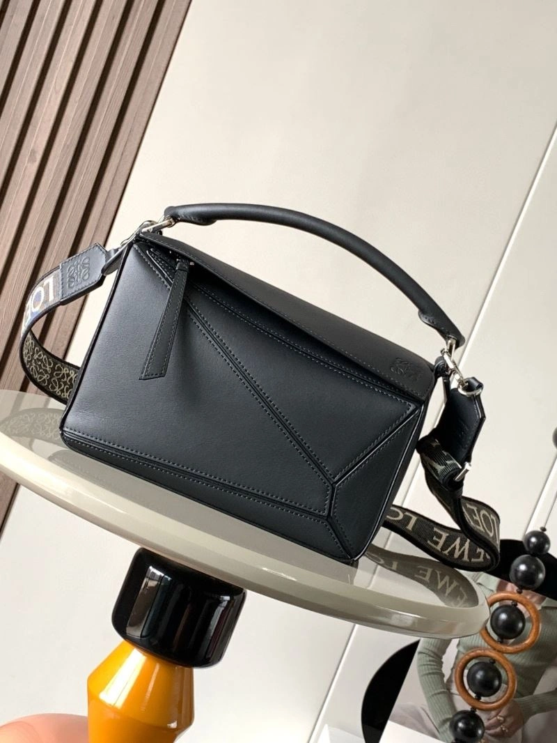 RelaxedFit Loewe Puzzle Bags 67076