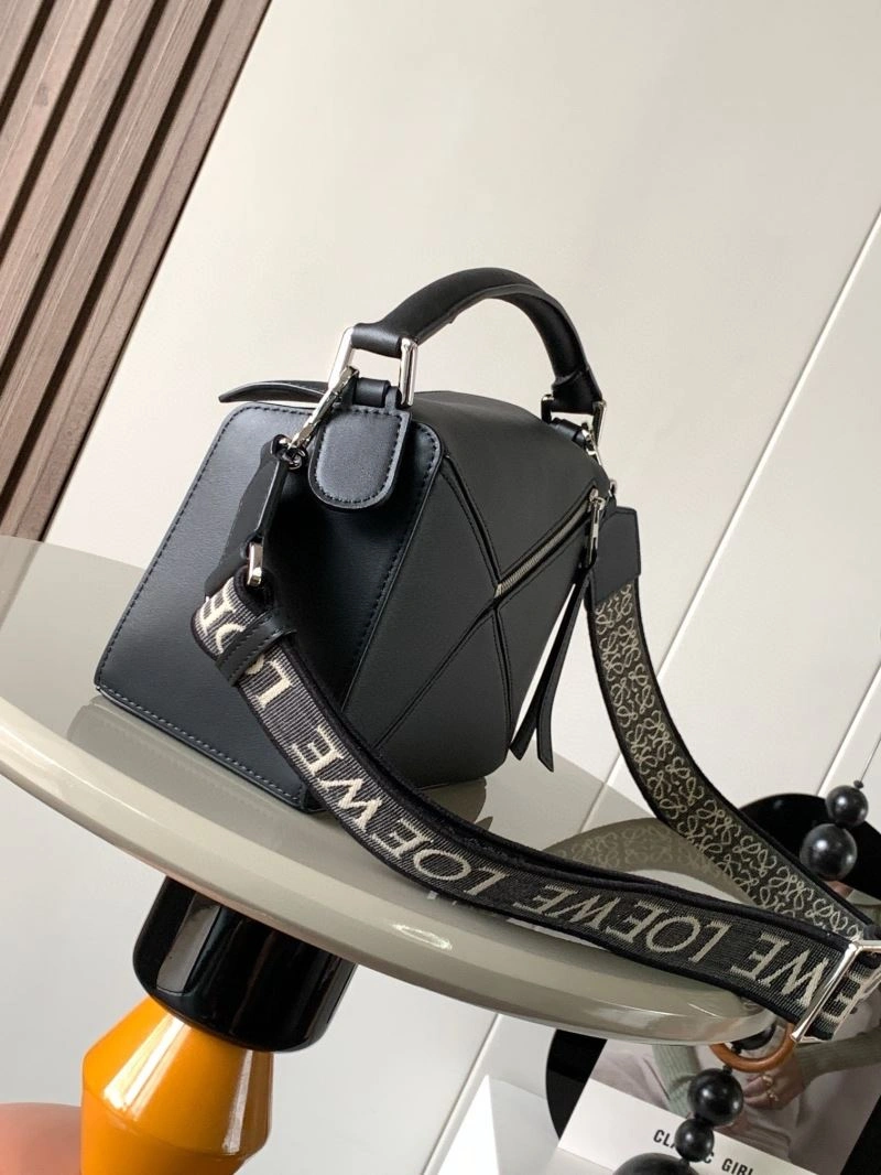 RelaxedFit Loewe Puzzle Bags 67076