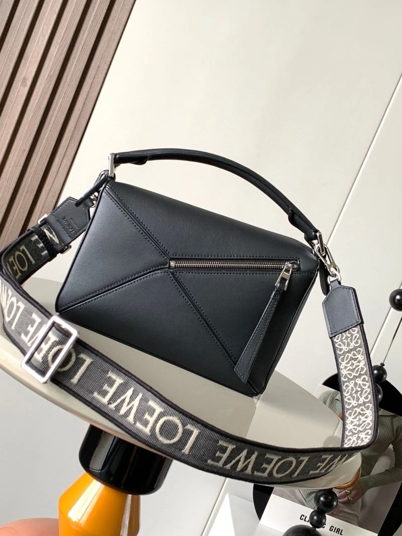 RelaxedFit Loewe Puzzle Bags 67076