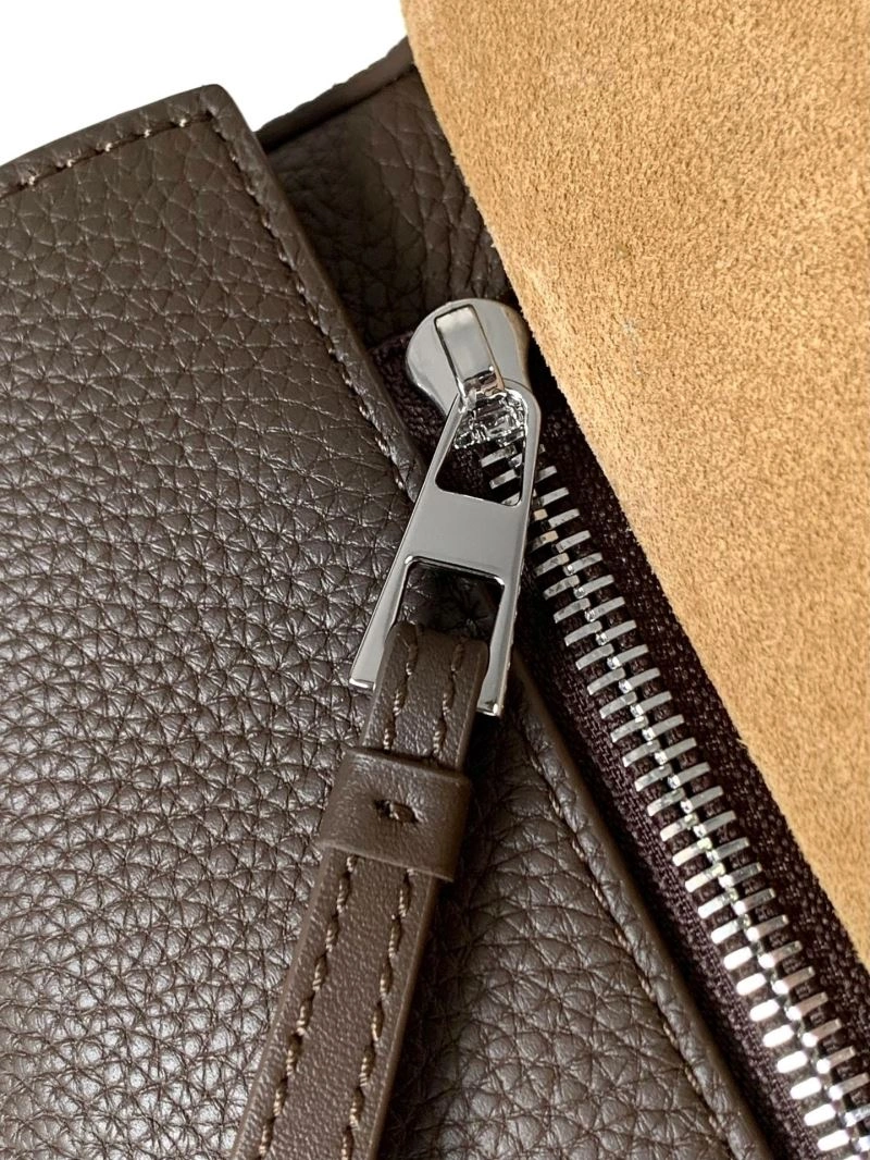 Unique Loewe Puzzle Bags 67065